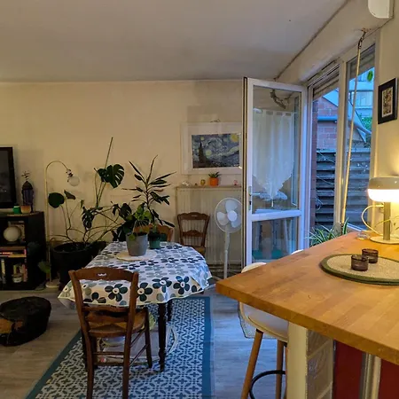 Rez De Jardin